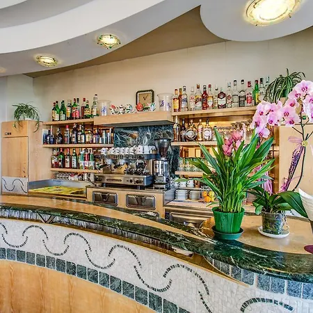 Gardenia Беллария-Иджеа-Марина